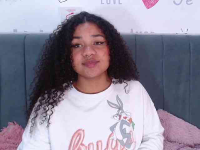 KittyBrooke webcam