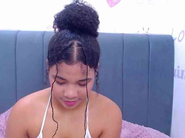 KittyBrooke webcam