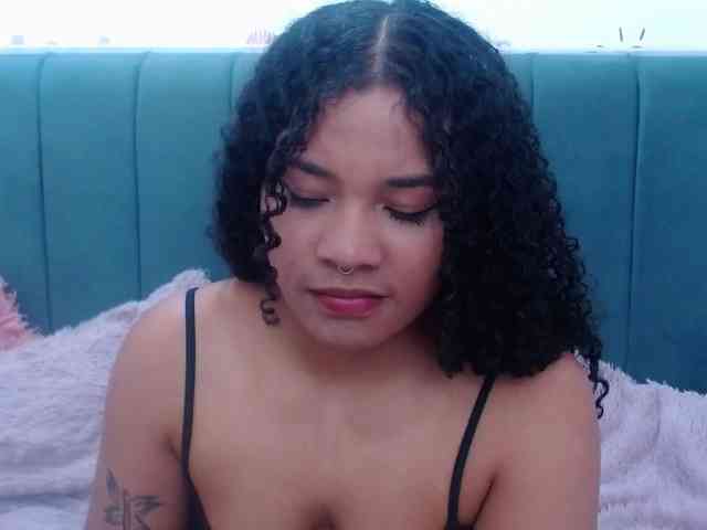 KittyBrooke webcam