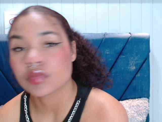 KittyBrooke webcam