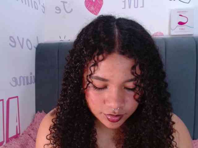 KittyBrooke webcam