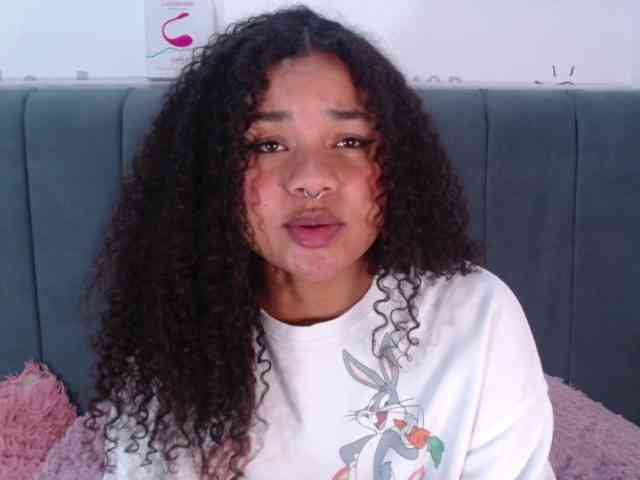 KittyBrooke webcam