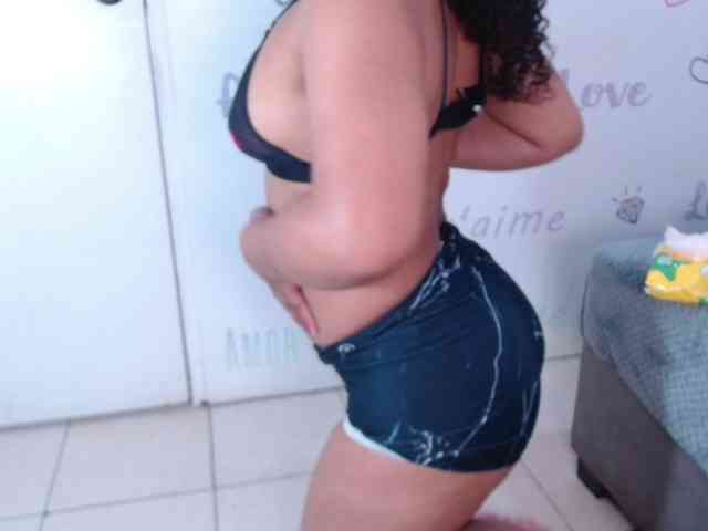 KittyBrooke webcam