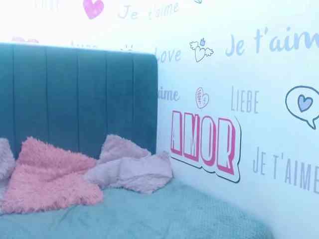 KittyBrooke webcam