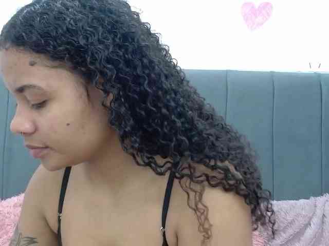 KittyBrooke webcam
