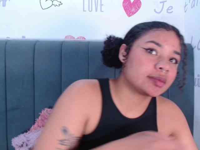 KittyBrooke webcam