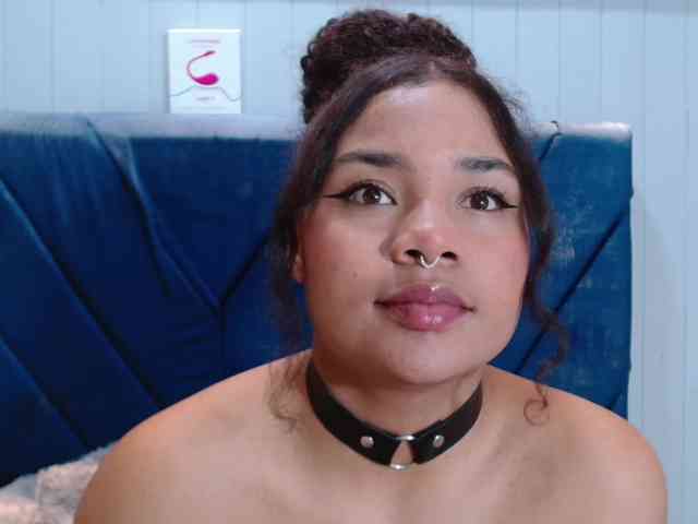 KittyBrooke webcam