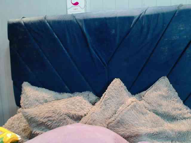 KittyBrooke webcam