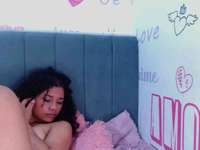 KittyBrooke webcam
