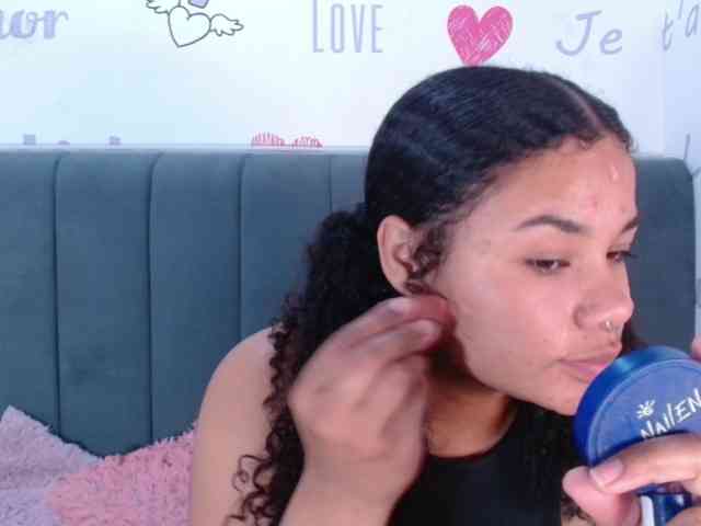KittyBrooke webcam