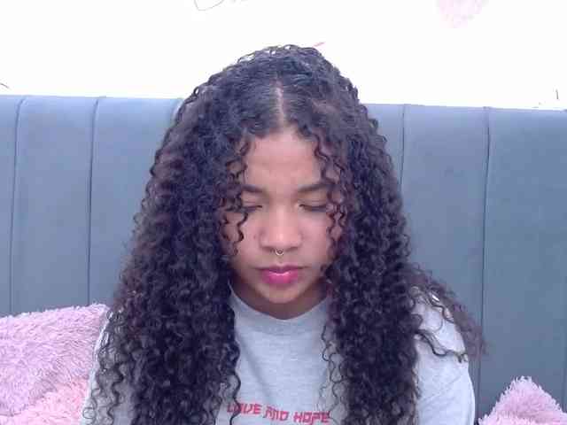 KittyBrooke webcam