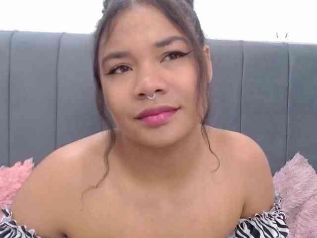 KittyBrooke webcam