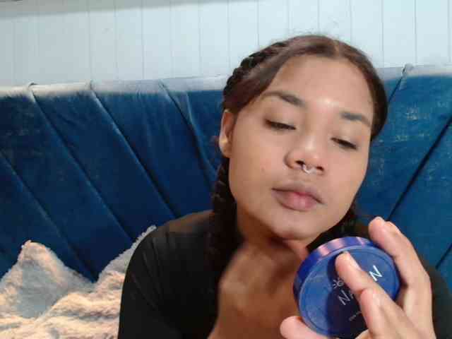 KittyBrooke webcam