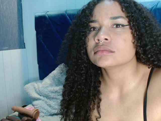 KittyBrooke webcam