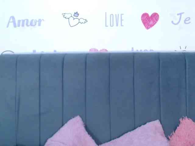 KittyBrooke webcam