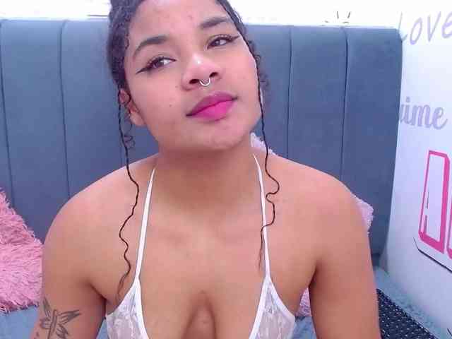 KittyBrooke webcam