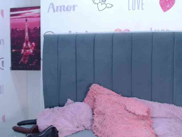KittyBrooke webcam