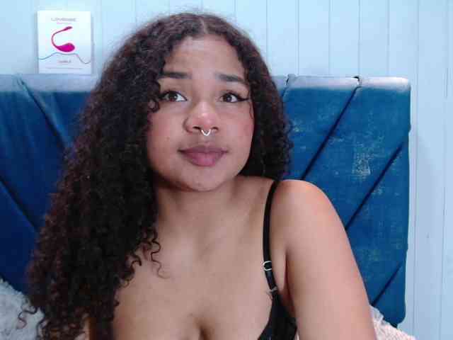 KittyBrooke webcam