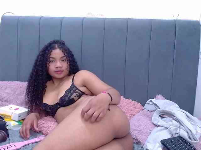 KittyBrooke webcam