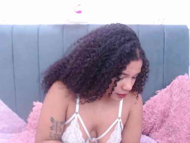 KittyBrooke webcam