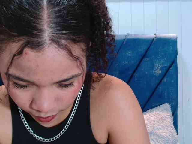 KittyBrooke webcam