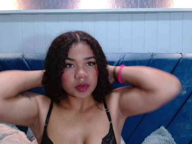 KittyBrooke webcam