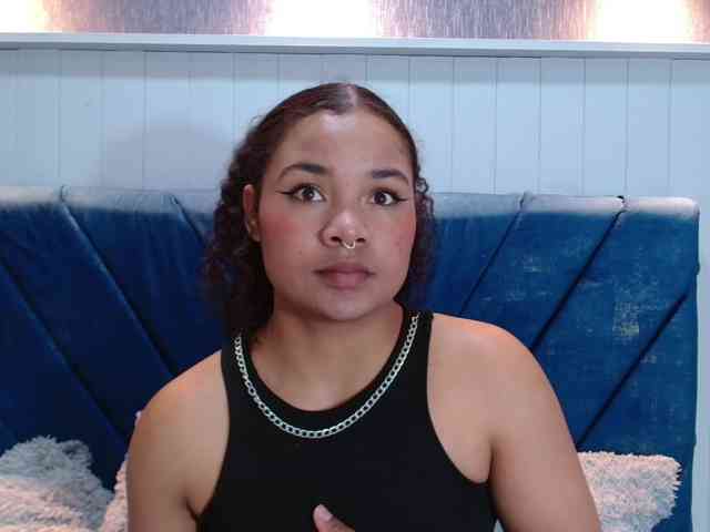 KittyBrooke webcam