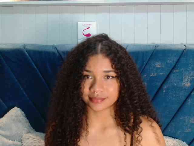 KittyBrooke webcam