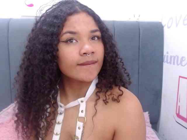 KittyBrooke webcam