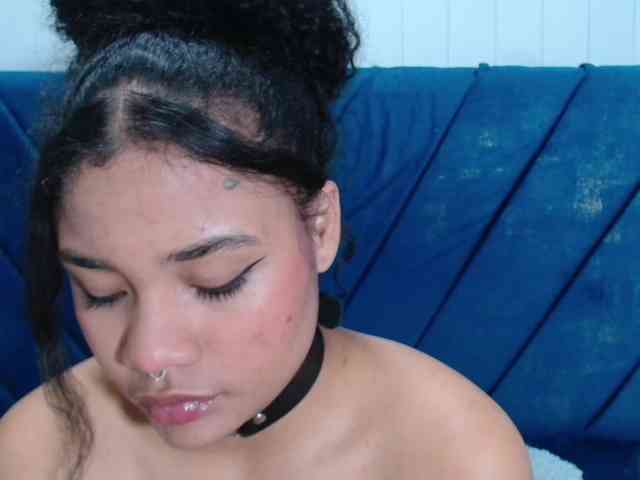 KittyBrooke webcam