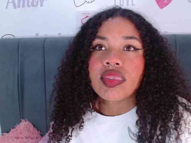 KittyBrooke webcam