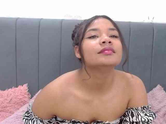 KittyBrooke webcam
