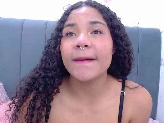 KittyBrooke webcam