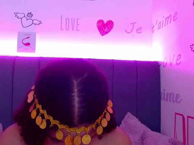 KittyBrooke webcam
