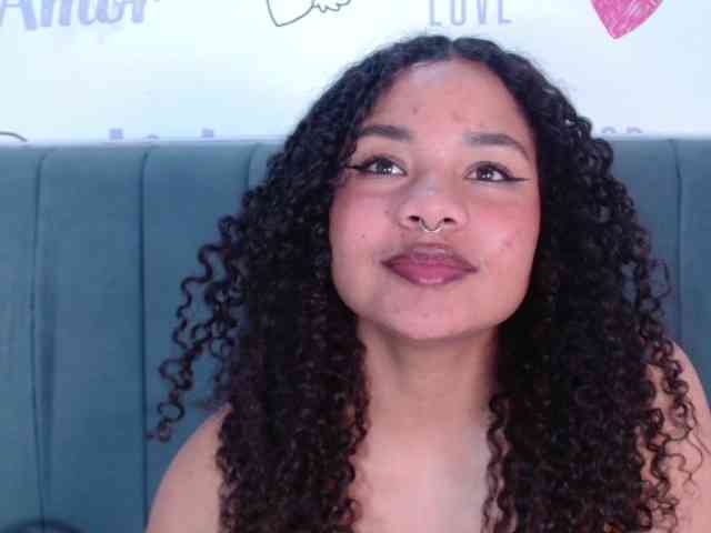 KittyBrooke webcam