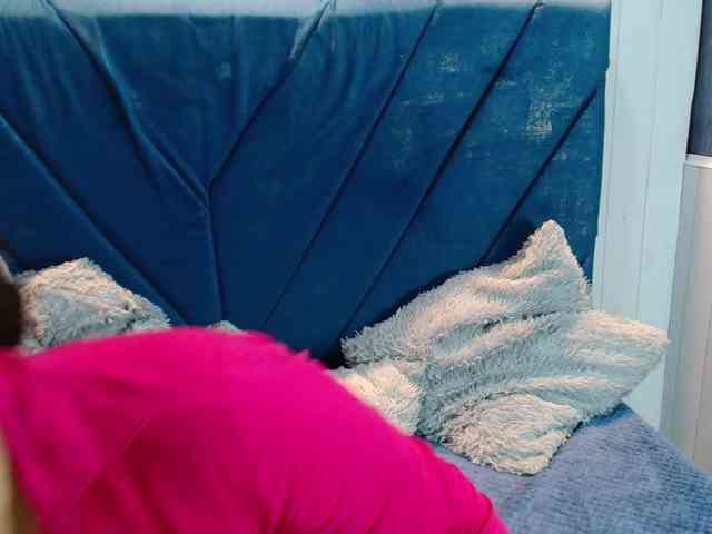 KittyBrooke webcam