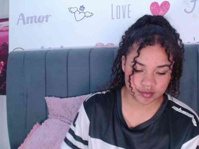 KittyBrooke webcam