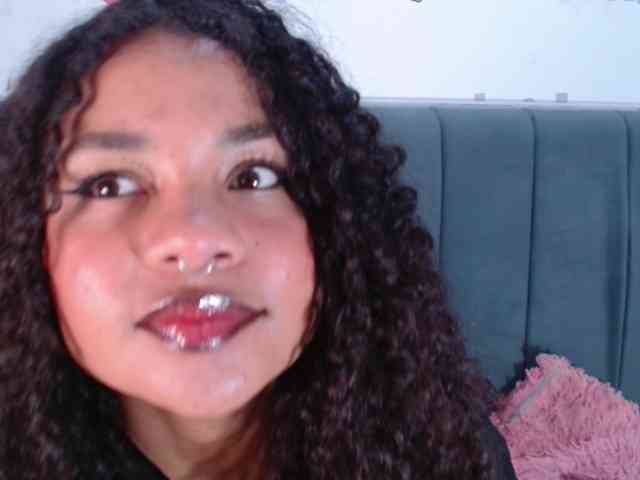 KittyBrooke webcam
