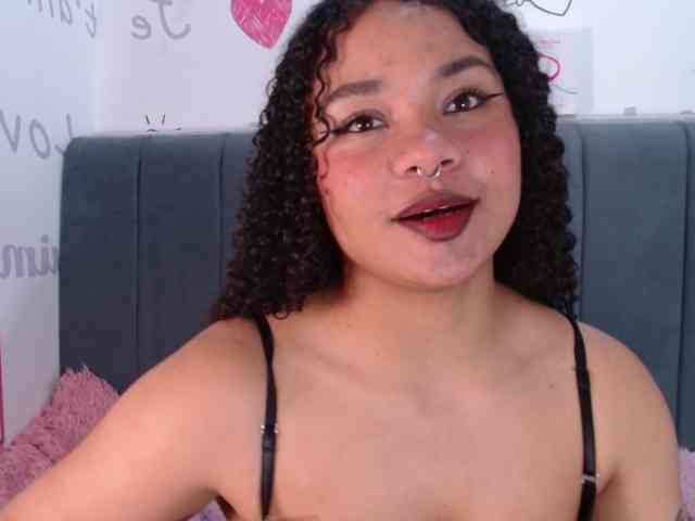 KittyBrooke webcam