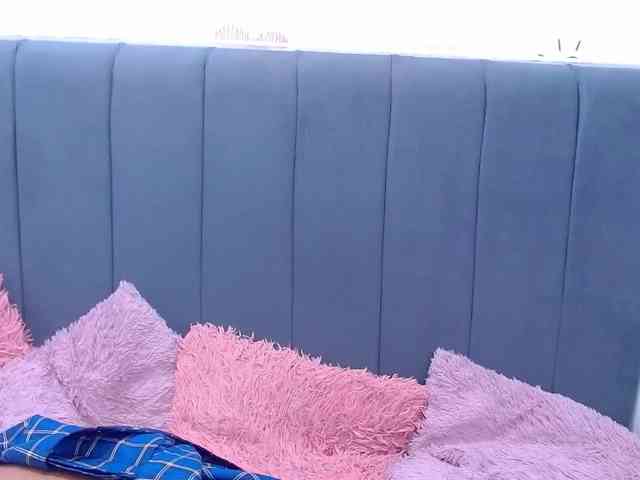 KittyBrooke webcam