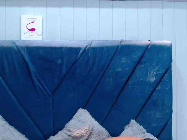 KittyBrooke webcam