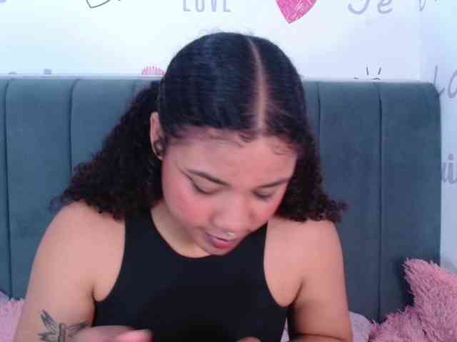 KittyBrooke webcam