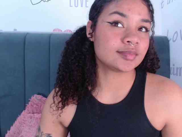 KittyBrooke webcam