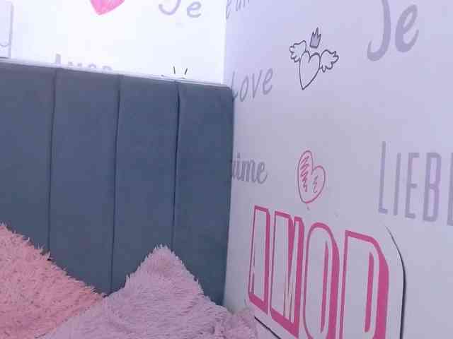 KittyBrooke webcam