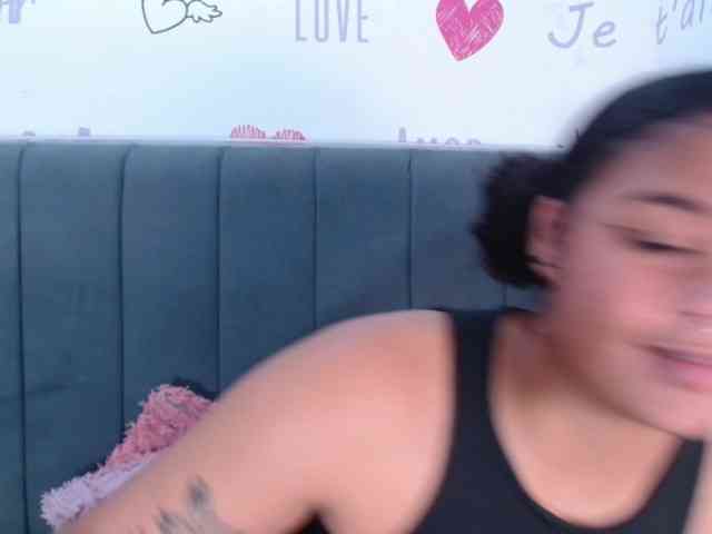 KittyBrooke webcam