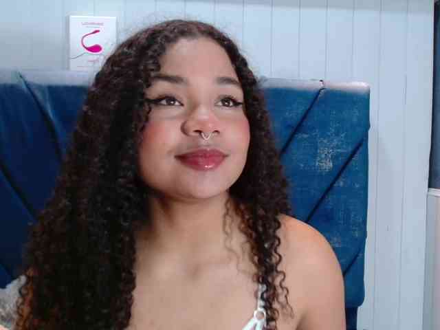 KittyBrooke webcam