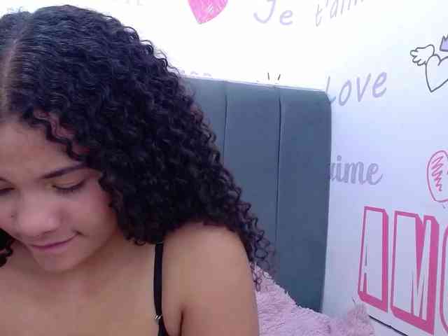 KittyBrooke webcam