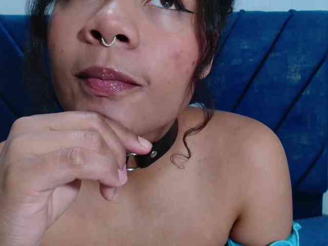 KittyBrooke webcam