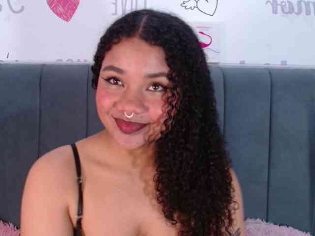 KittyBrooke webcam