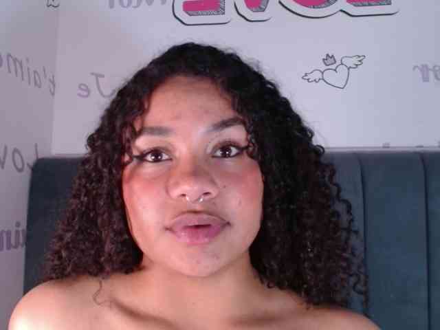 KittyBrooke webcam